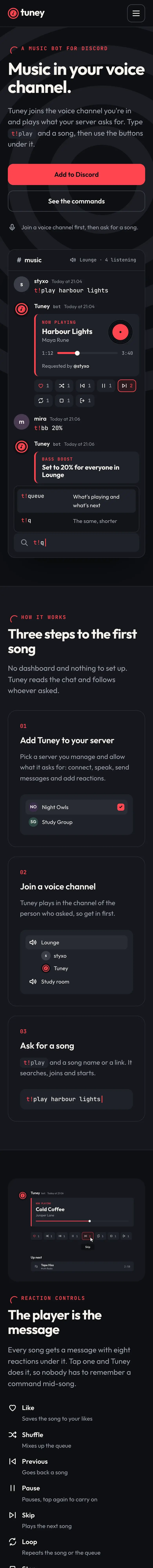 The home page on a phone: the headline, both buttons, the chat with the player, the three steps and the controls